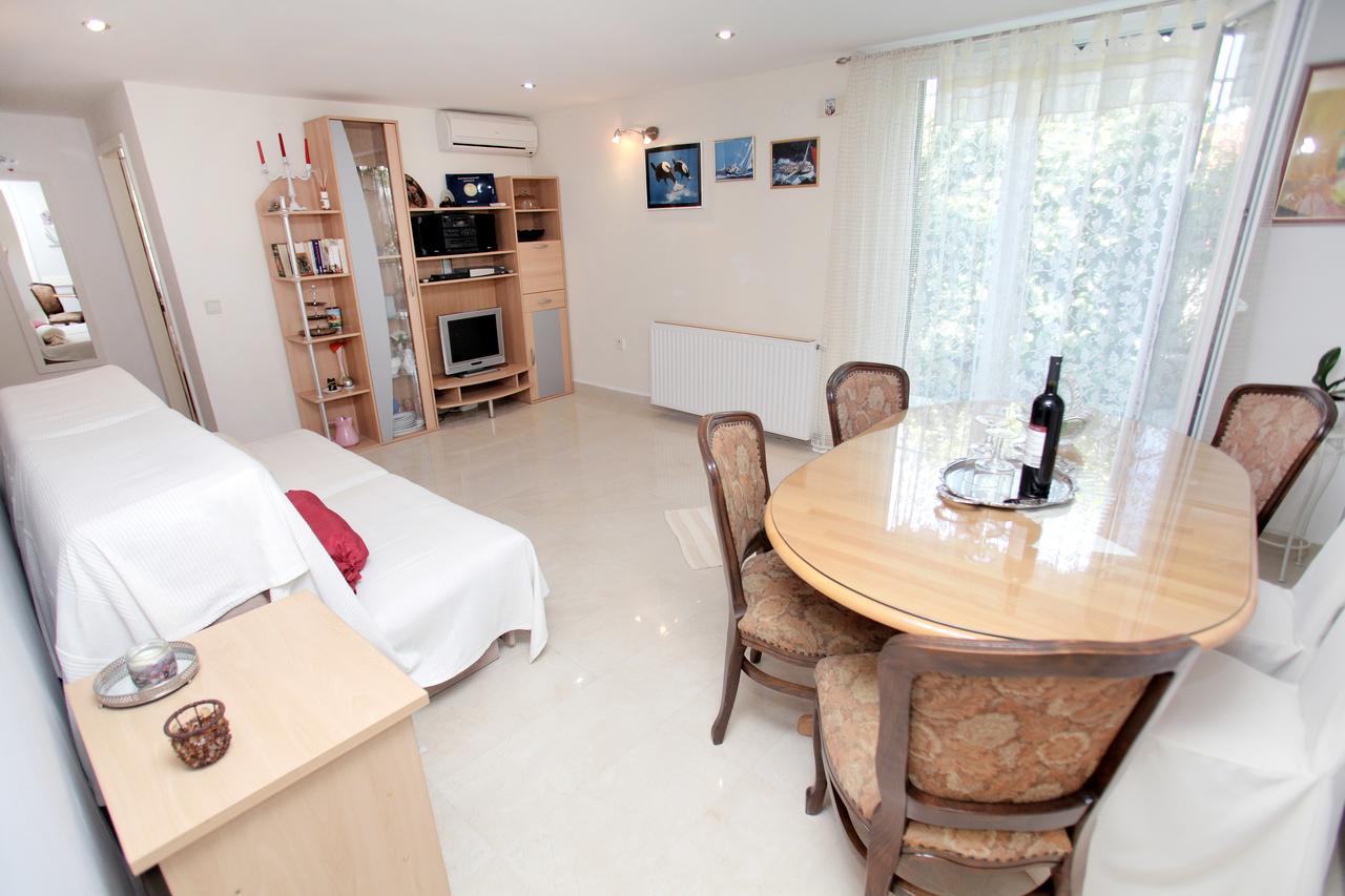 Apartment Eva Trogir Buitenkant foto