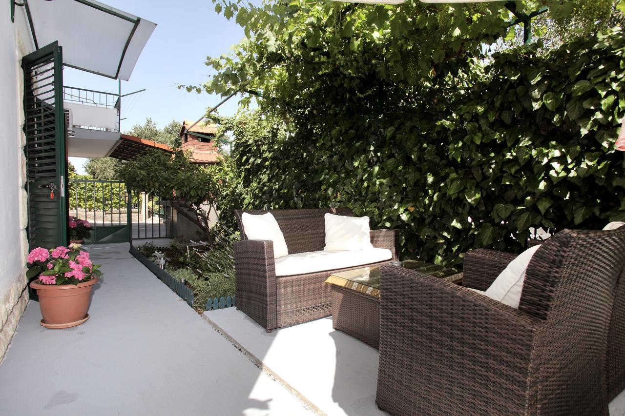 Apartment Eva Trogir Buitenkant foto